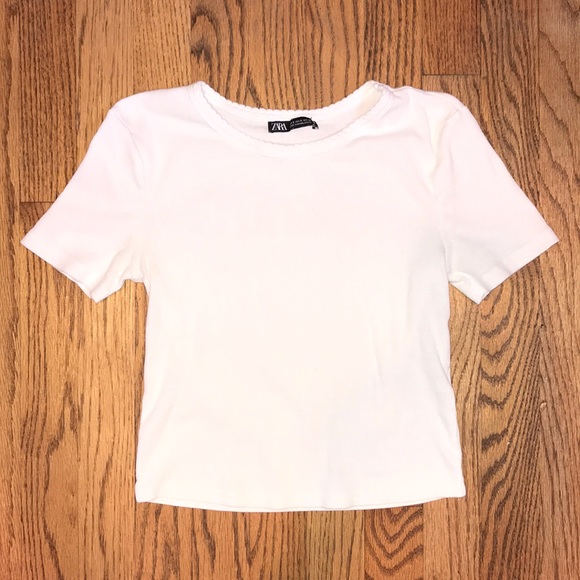 Zara Tops - Womens Zara Short Sleeve Tee